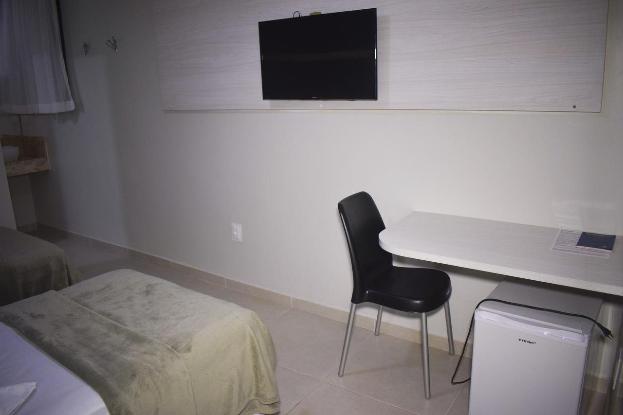 Hotel Real 加拉尼温斯 外观 照片