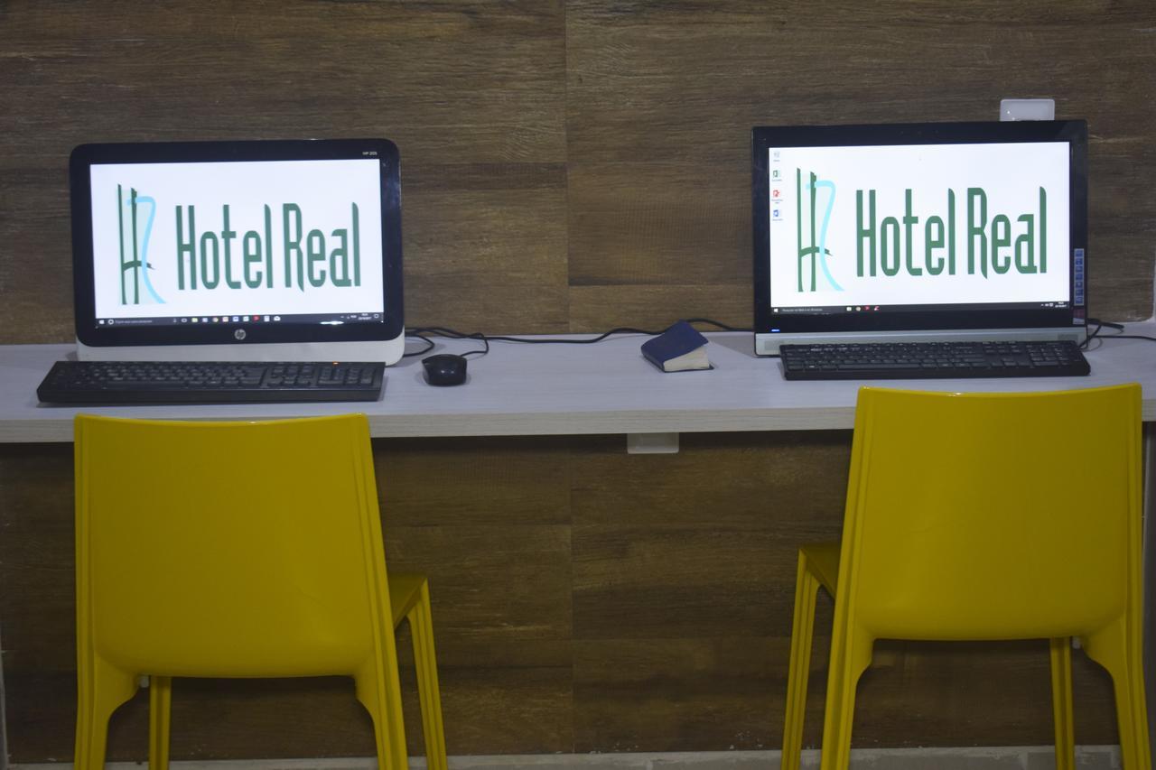 Hotel Real 加拉尼温斯 外观 照片